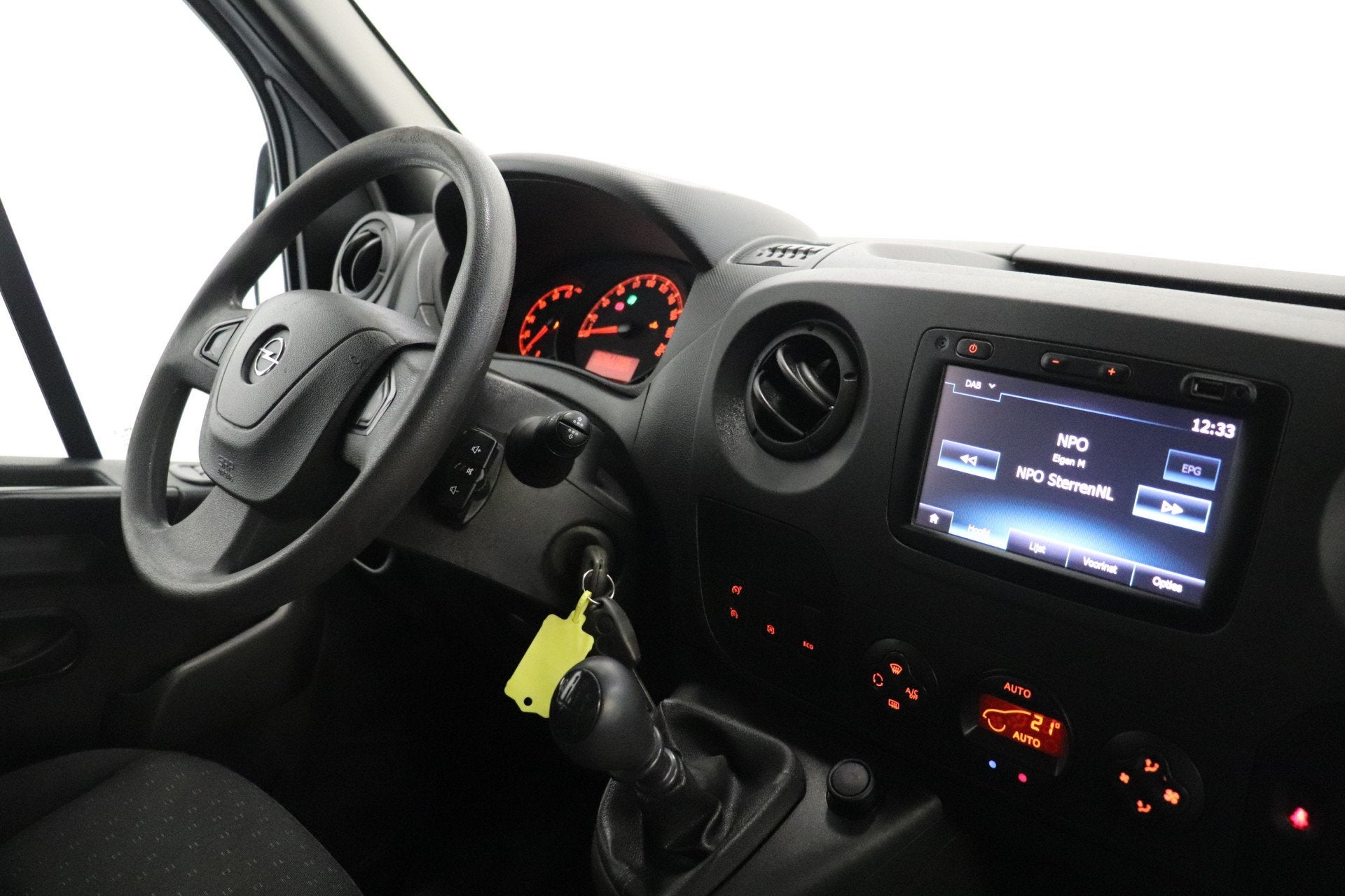 Opel Movano 2.3 CDTI BiTurbo L2 Openlaadbak - Airco - Navi -, Voorwielaandrijving, 145 pk, Stof, Gebruikt