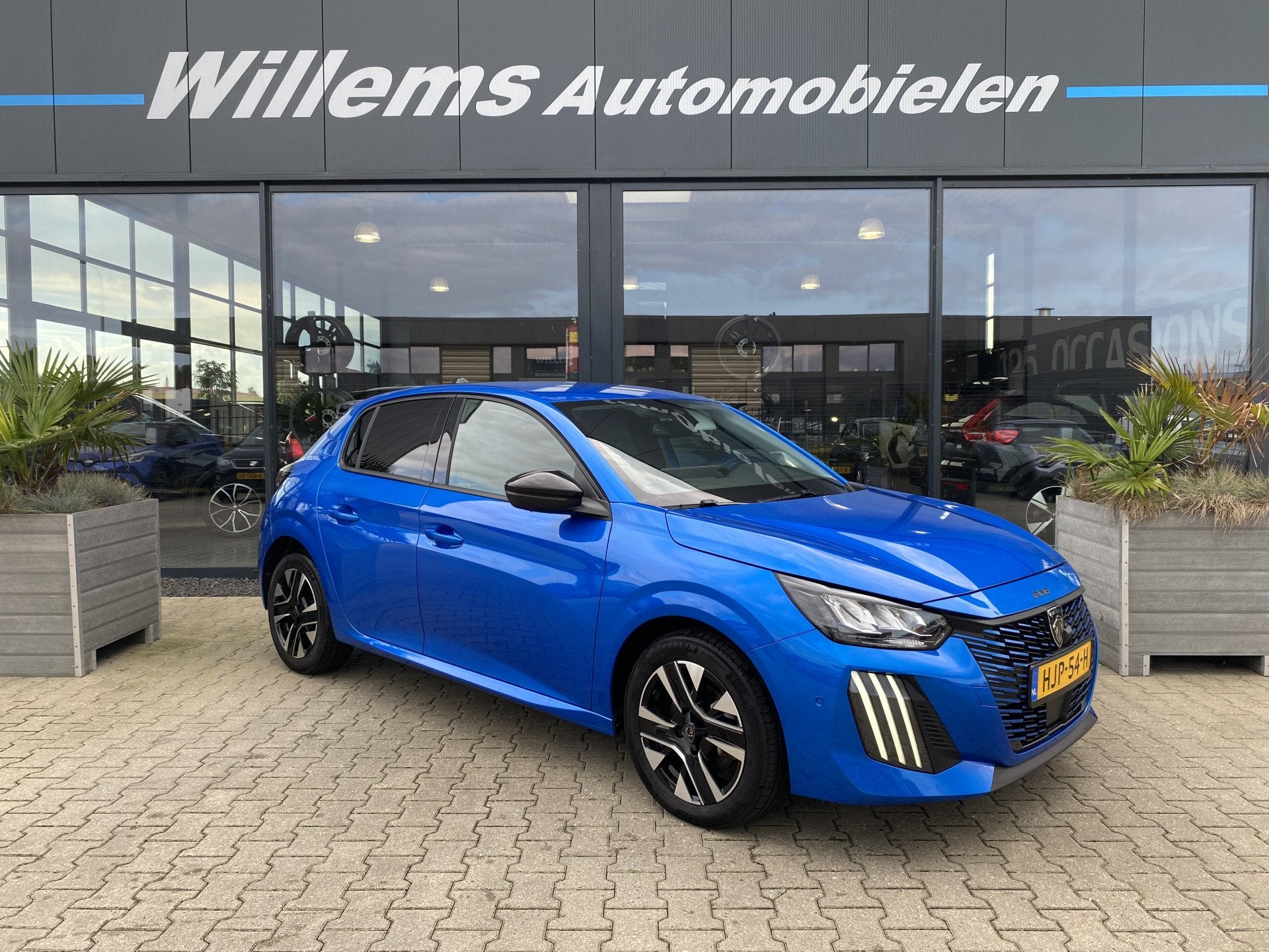 Peugeot 208 1.2 Hybrid 110 e-DCS6 Allure 360' Camera, Adapti, Auto's, 1195 kg, Gebruikt, 1199 cc, Met garantie (alle)