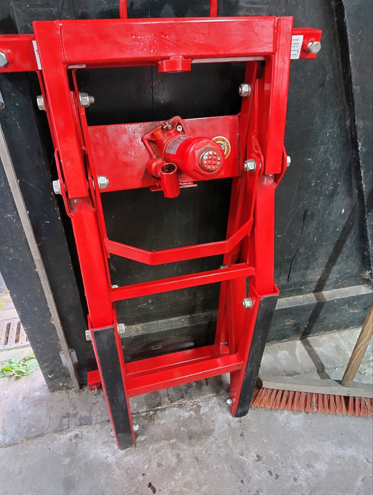 Motorlift, Ophalen, Gebruikt, Manueel, Schaarkrik