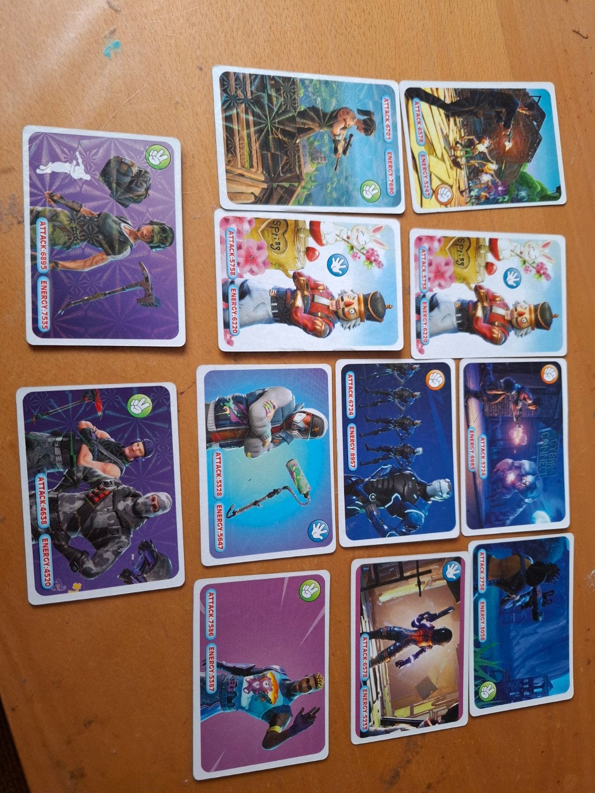 Fortnite Verzamelkaarten - Diverse Personages, Ophalen of Verzenden, Gebruikt, Meerdere kaarten