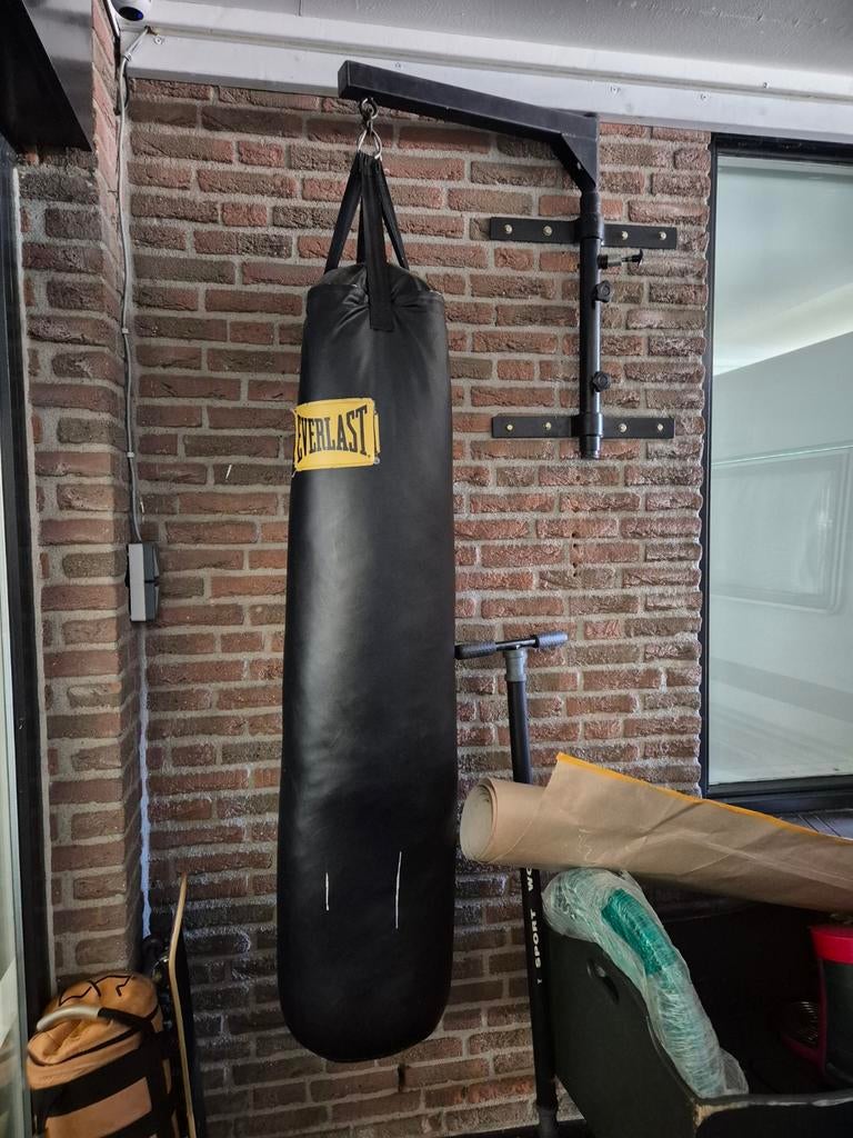 Bokszak Everlast met inklapbare muurbeugel, Ophalen of Verzenden, Bokszak