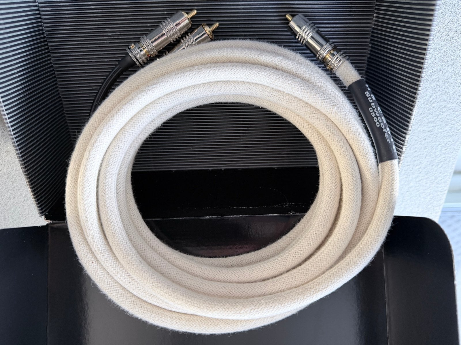 HS Cable Subwooferkabel 500cm PCOCC Katoen Nieuw, HS Cable, Nieuw, Ophalen of Verzenden, 5 tot 10 meter