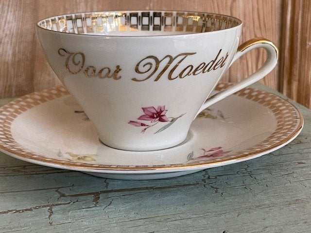 Romantisch vintage kop en schotel. Voor moeder. Moederdag., Antiek en Kunst, Ophalen