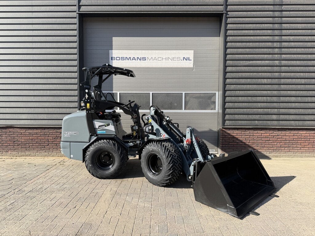 GIANT G2500 X-TRA HD minishovel NIEUW '' dikke shovel '' €, Zakelijke goederen, Tobroco, Info@tobroco.nl, Sprendlingenstraat 57
5061 KM  Oisterwijk