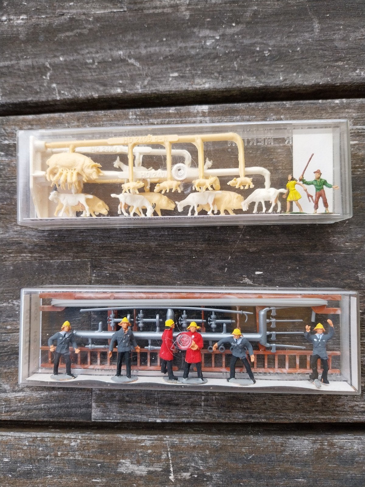 Merten,  doosjes met figuren., Hobby en Vrije tijd, Modeltreinen | H0, Ophalen of Verzenden, Nieuw, Gelijkstroom of Wisselstroom