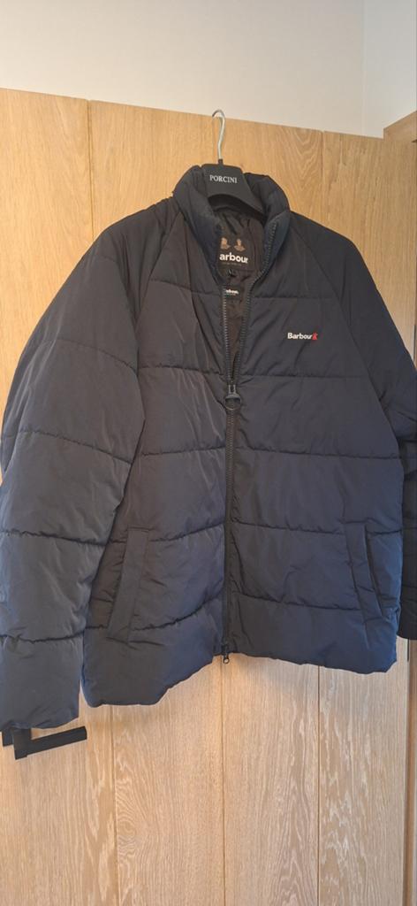 Barbour Fibredown zwarte jas in topstaat, Kleding | Heren, Jassen | Winter, Maat 52/54 (L), Barbour, Zwart, Ophalen of Verzenden