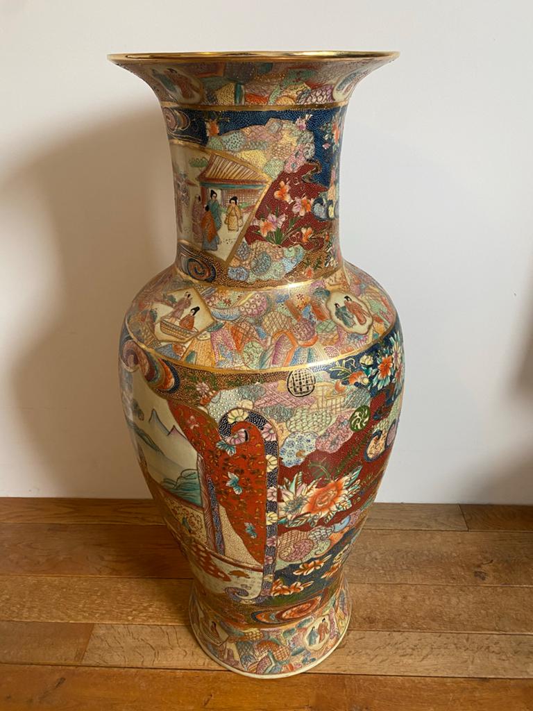Grote zeer mooi gedecoreerde Chinese vaas, Antiek en Kunst, Antiek | Vazen, Ophalen
