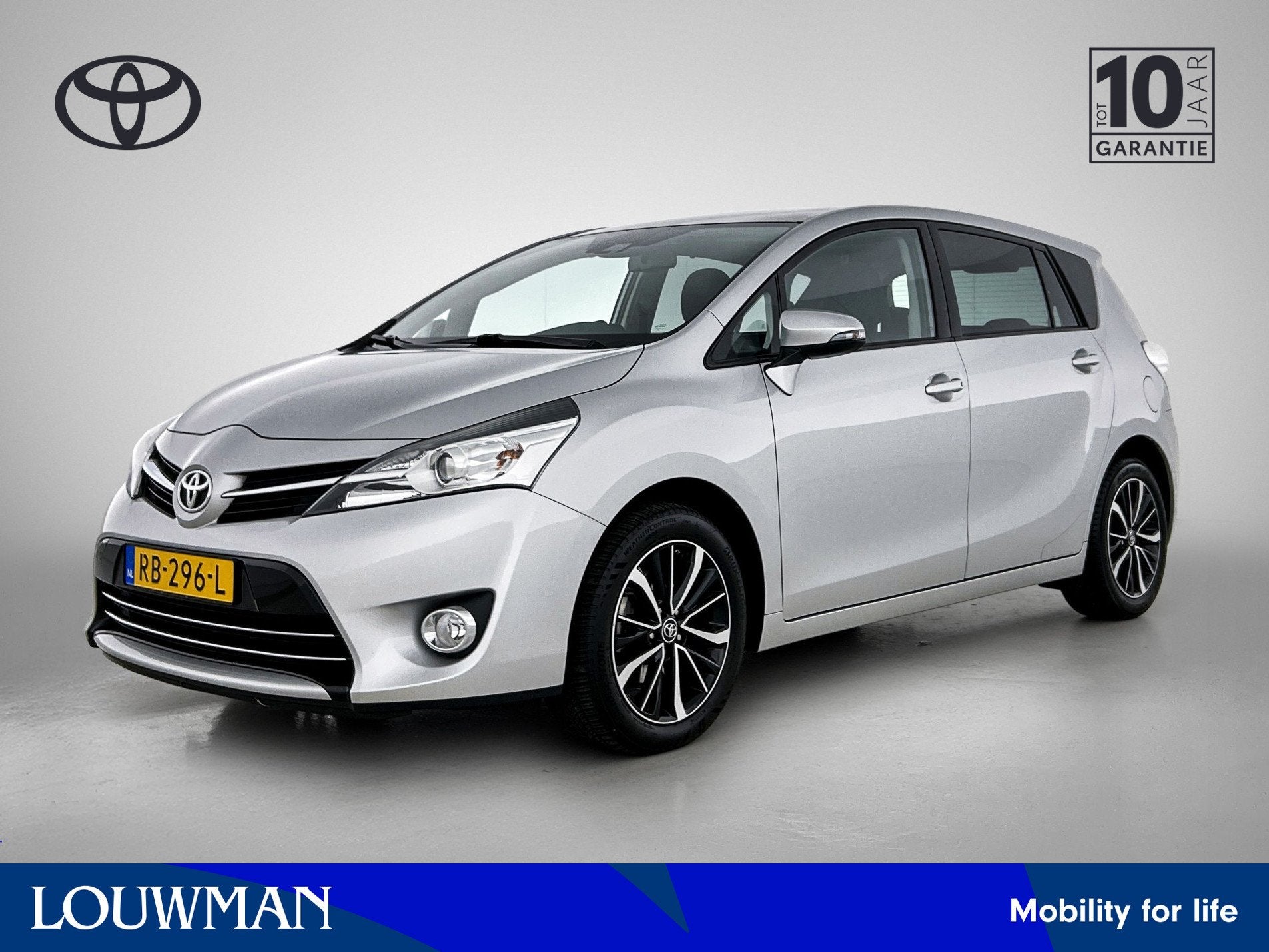Toyota Verso 1.8 VVT-i SkyView Edition | Panodak | Trekhaak