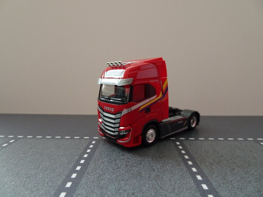 018 herpa iveco turbostar retro 2-as trekker 1:87 truck, Ophalen of Verzenden, Zo goed als nieuw, Bus of Vrachtwagen, Herpa