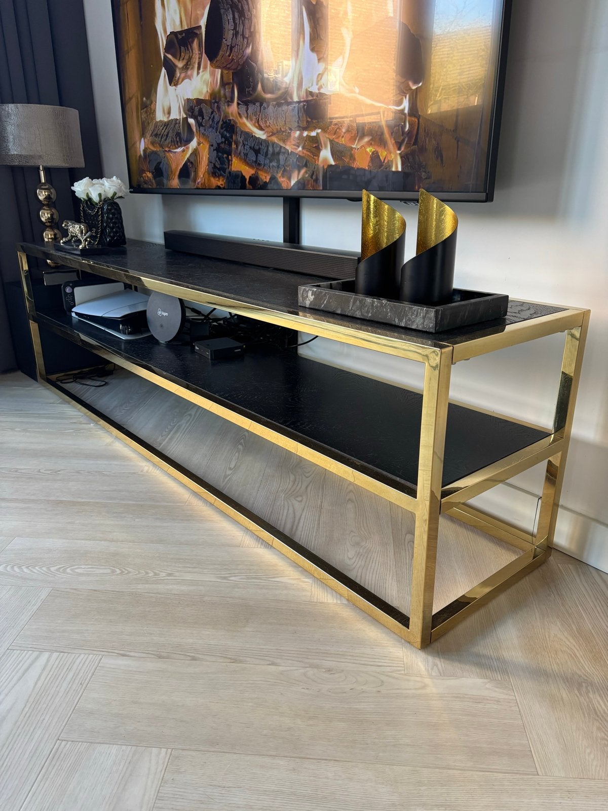 Luxe TV-meubel goud met zwart, 180x40x50cm, Ophalen, 150 tot 200 cm, Zo goed als nieuw, Minder dan 100 cm