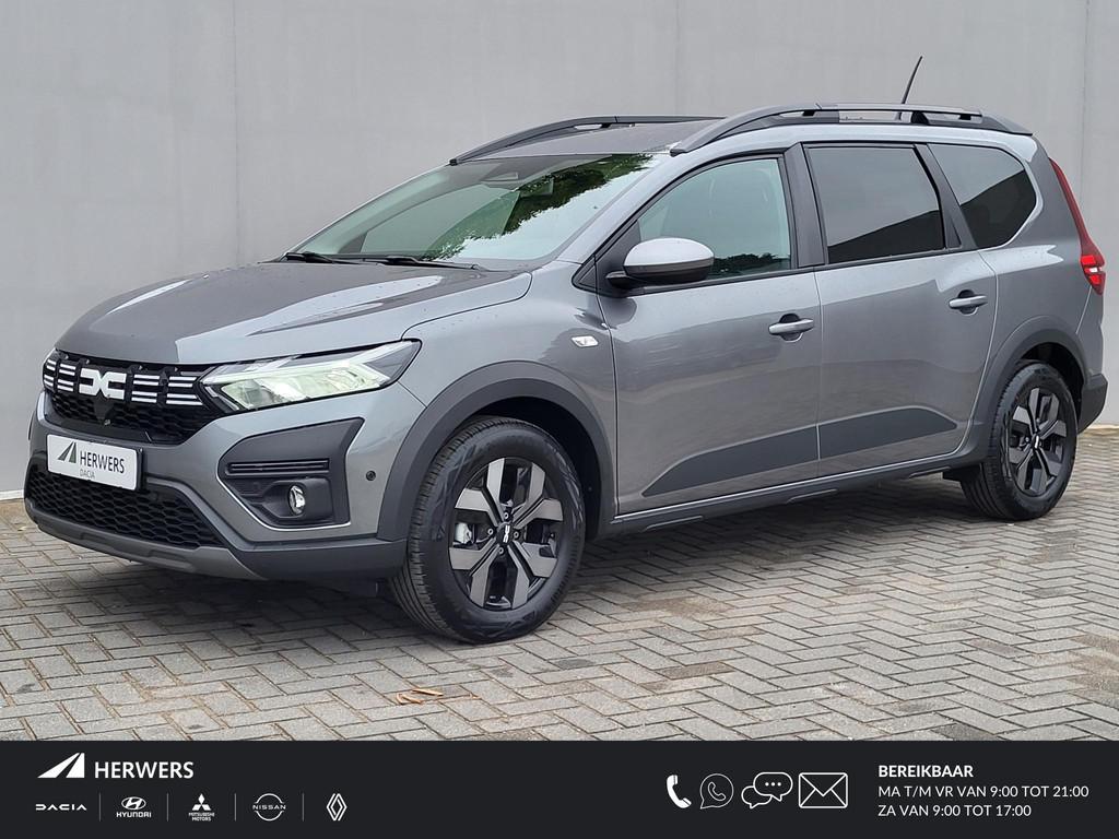 Dacia Jogger 1.6 Hybrid 140 Expression 7p / Stoelverwarming, Auto's, Dacia, Gebruikt, 4 cilinders, 7 stoelen, Bedrijf