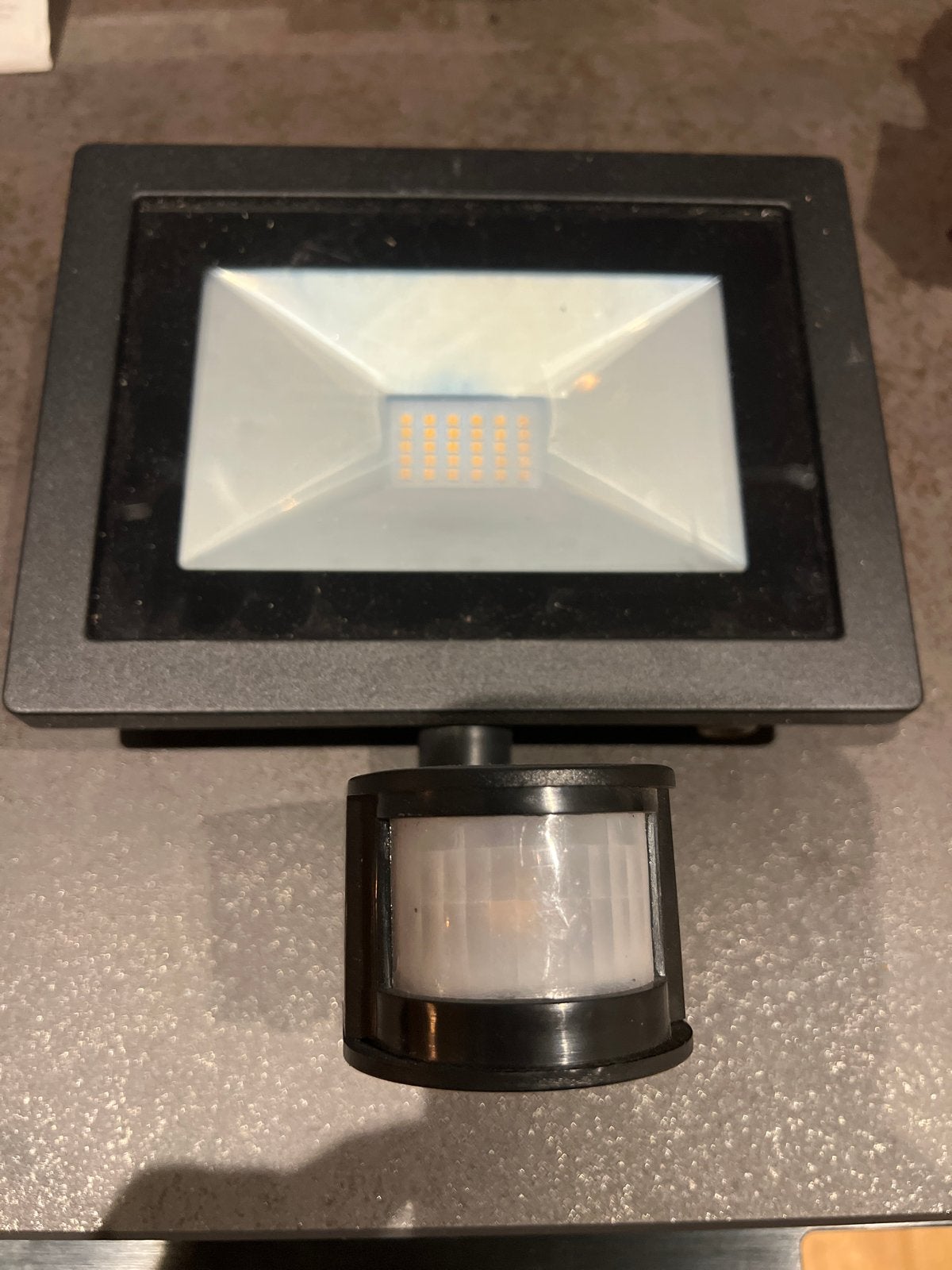 LED Buitenlamp met Bewegingssensor - 20x15 cm, Bewegingssensor, Gebruikt, Minder dan 50 watt, Overige typen