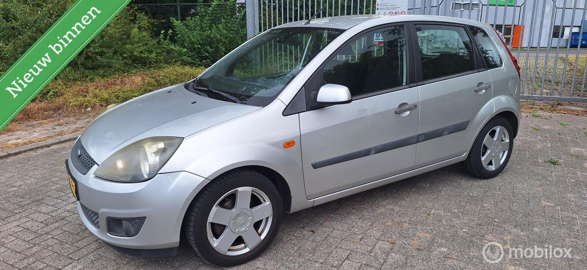 Ford Fiesta 1.3-8V Style, Auto's, 1299 cc, 4 cilinders, Origineel Nederlands, Bedrijf