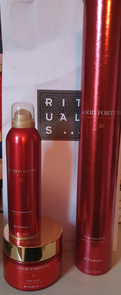 Rituals Good Fortune samengesteld pakket nieuw, Sieraden, Tassen en Uiterlijk, Uiterlijk | Lichaamsverzorging, Ophalen, Nieuw
