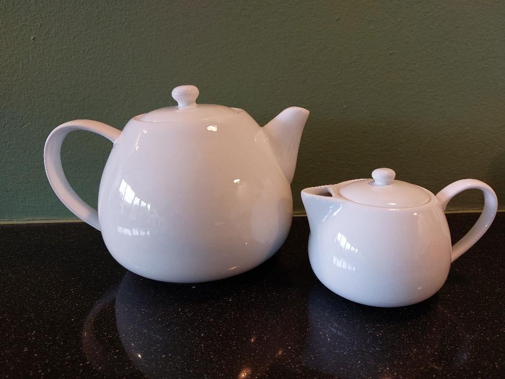 Theepot en melkkannetje nieuw Hema, Keramiek, Overige typen, Nieuw, Ophalen of Verzenden