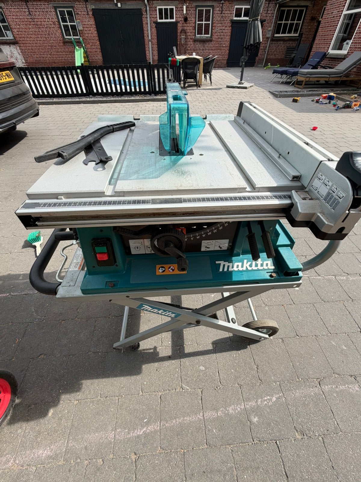 Makita 2704N Tafelzaag – Professionele Zaagtafel – 1650W, Ophalen, Gebruikt, 70 mm of meer, Overige typen