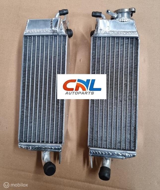 Radiateur Suzuki RM125 1984 1985 RM 125 RM-125 84 85, Nieuw, Ophalen of Verzenden