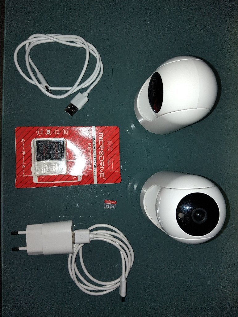 Beveiligings camera set (2x camera, 1x 64gb sd), Ophalen of Verzenden, Zo goed als nieuw, Binnencamera