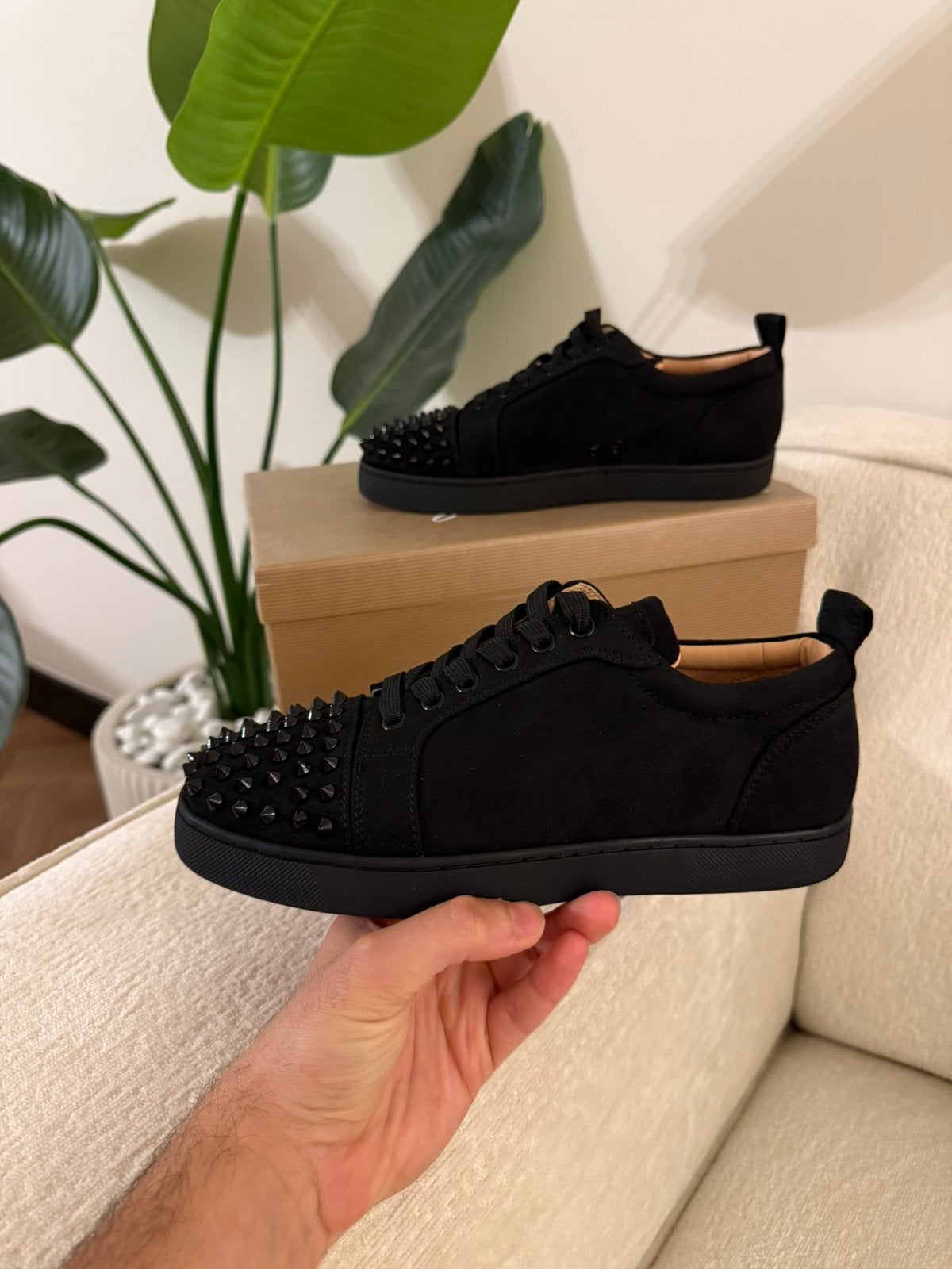 Christian Louboutin Suede | Maat 36 & 37 | Nieuw in doos, Ophalen of Verzenden, Nieuw, Zwart