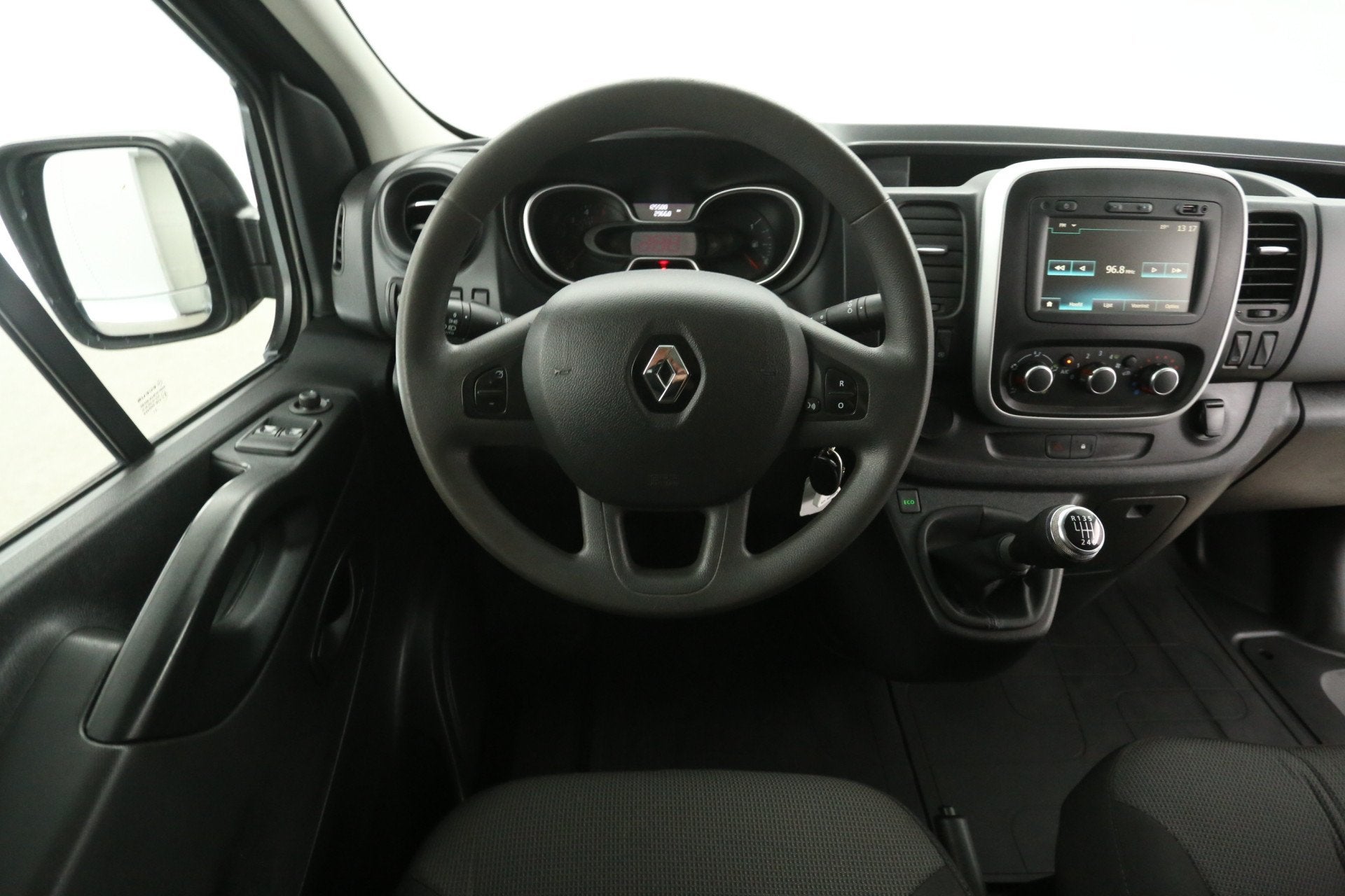 Renault Trafic 2.0 dCi 145PK T29 L2H1 | Airco | Camera | Cru, Voorwielaandrijving, 145 pk, Stof, Gebruikt