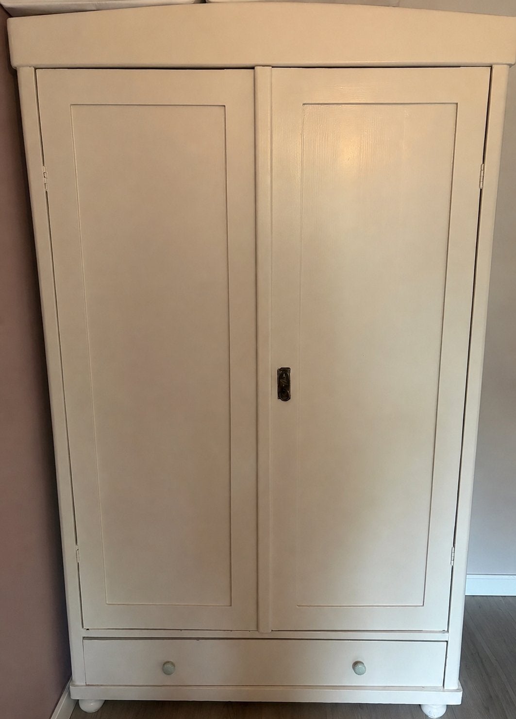 Brocante Hongaarse linnenkast – crème wit, Ophalen, Gebruikt, Kast, 50 tot 70 cm