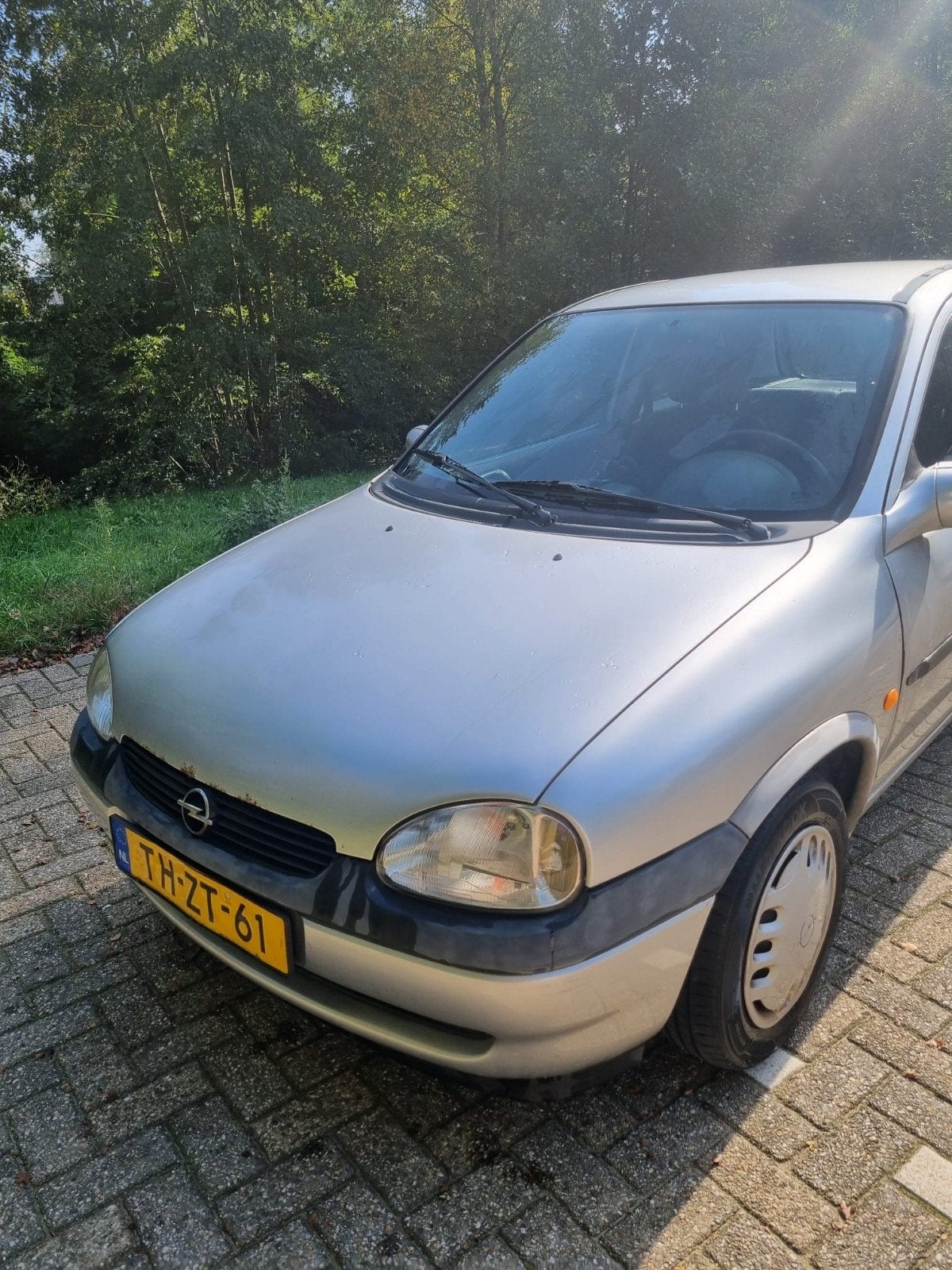 Opel Corsa 1.4 I 3D AUT 1998 Grijs, Auto's, 450 kg, 40 €/maand, 4 cilinders, 60 pk