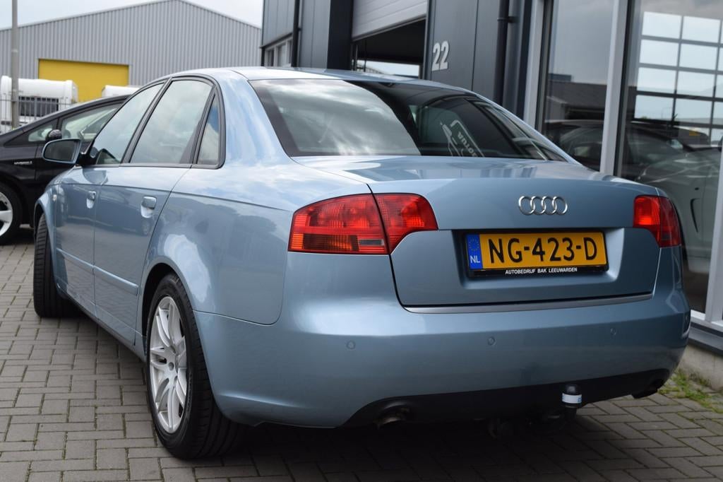 Audi A4 Limousine 3.0 TDI quattro | Automaat | Xenon | APK 5, Automaat, Zwart, Blauw, A4