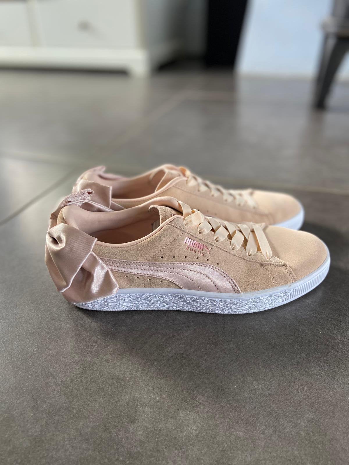 Puma sneakers satin bow in poederroze maat 37, Verzenden, Roze, Sneakers of Gympen, Zo goed als nieuw