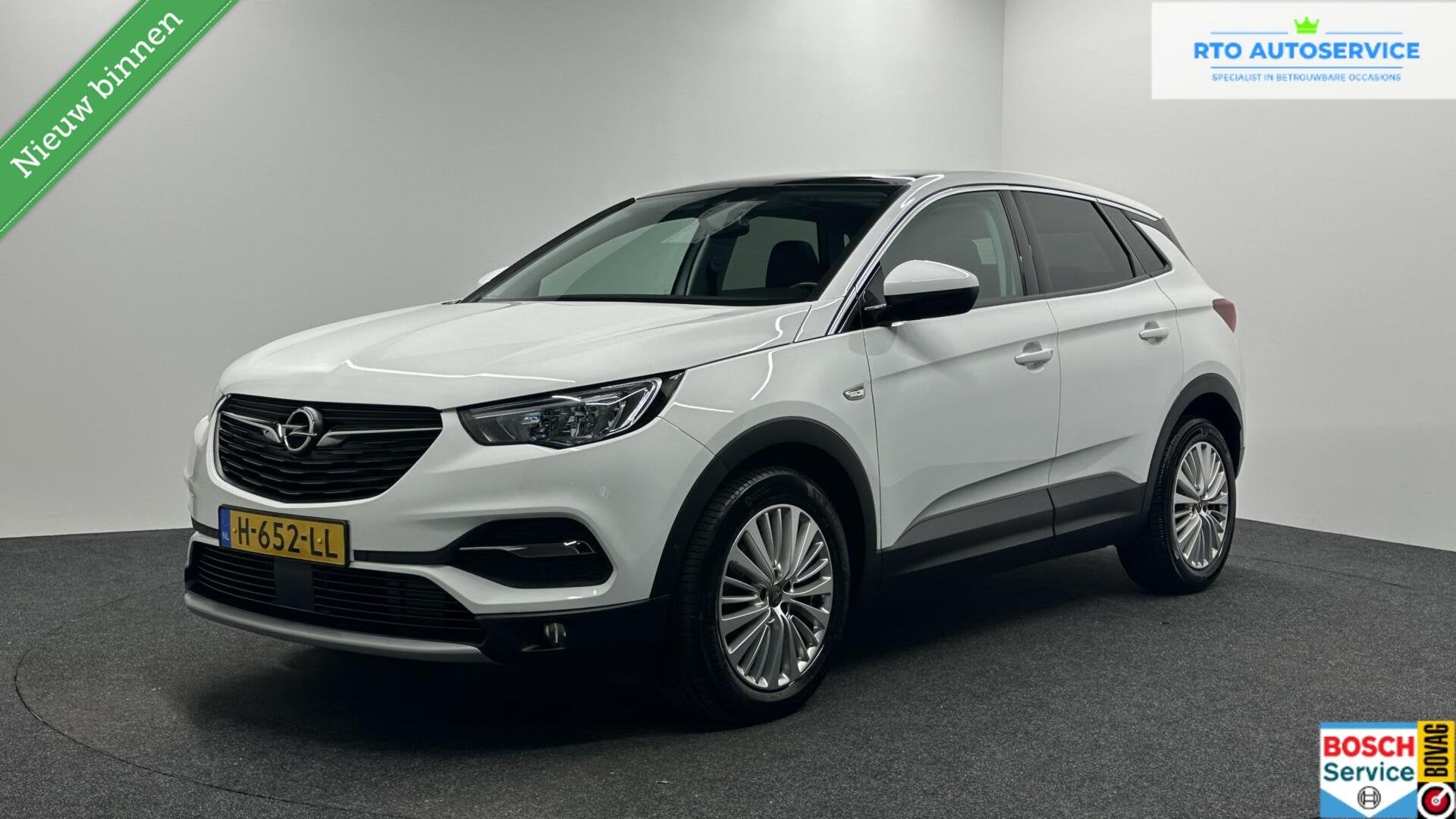 Opel Grandland X 1.2 Turbo Innovation PANO CAMERA LM ECC CRU, Auto's, Voorwielaandrijving, Gebruikt, 1199 cc, Met garantie (alle)