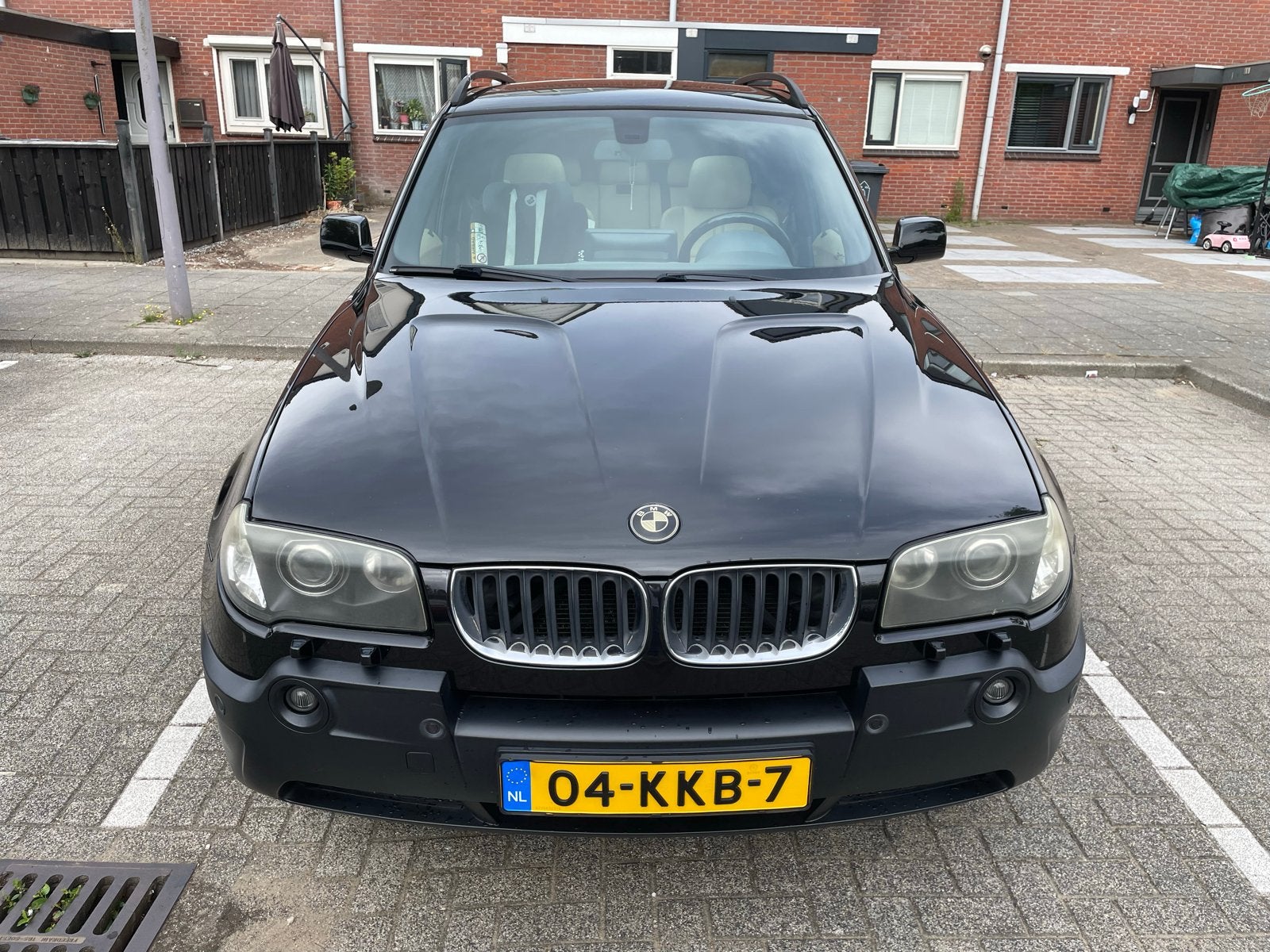 BMW X3 3.0 I AUT 2004 Zwart, Auto's, BMW, Automaat, 2000 kg, Zwart, 231 pk