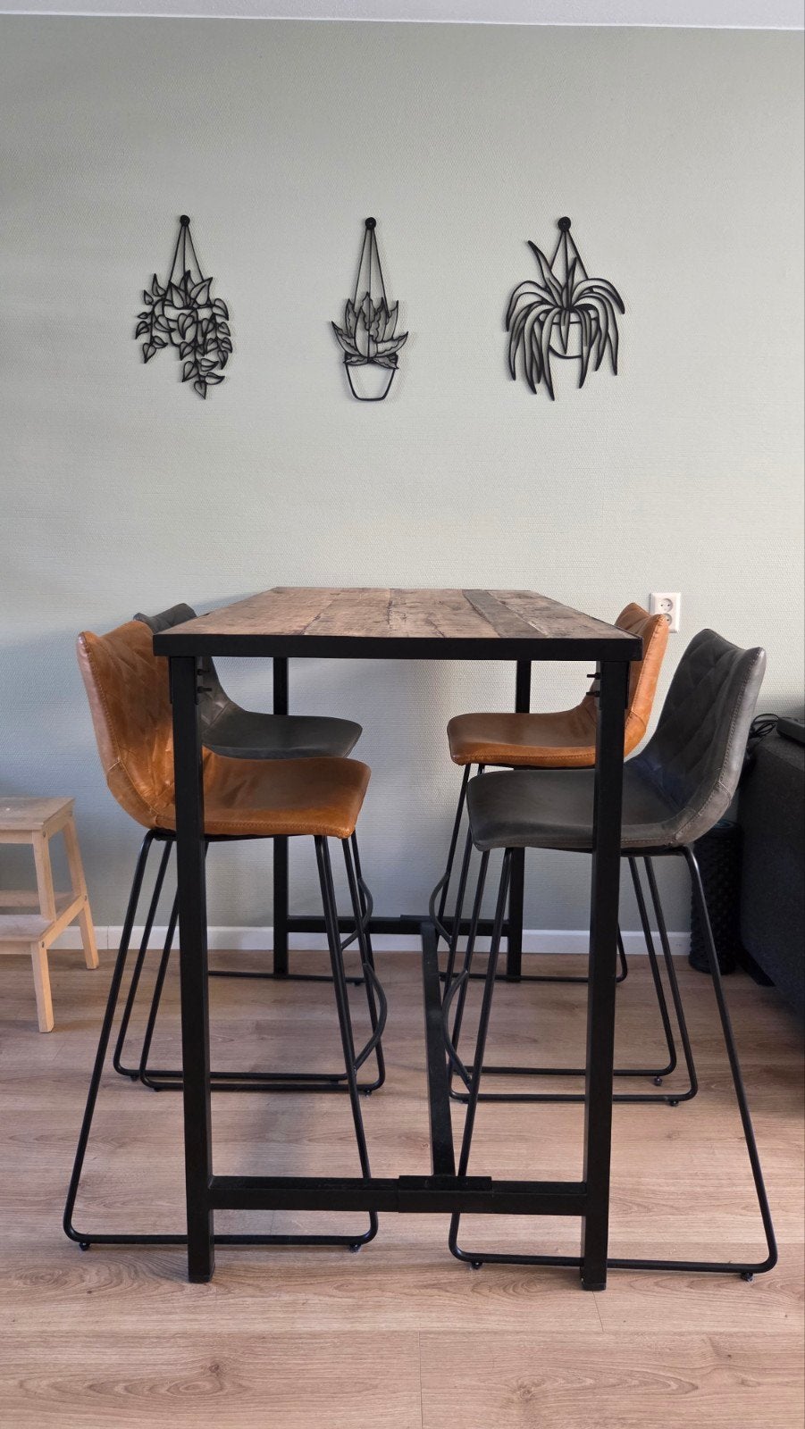 Bartafel / Eettafel / Eettafelset Haco met leren stoelen Loo, Ophalen, 100 tot 150 cm, Overige materialen, 50 tot 100 cm