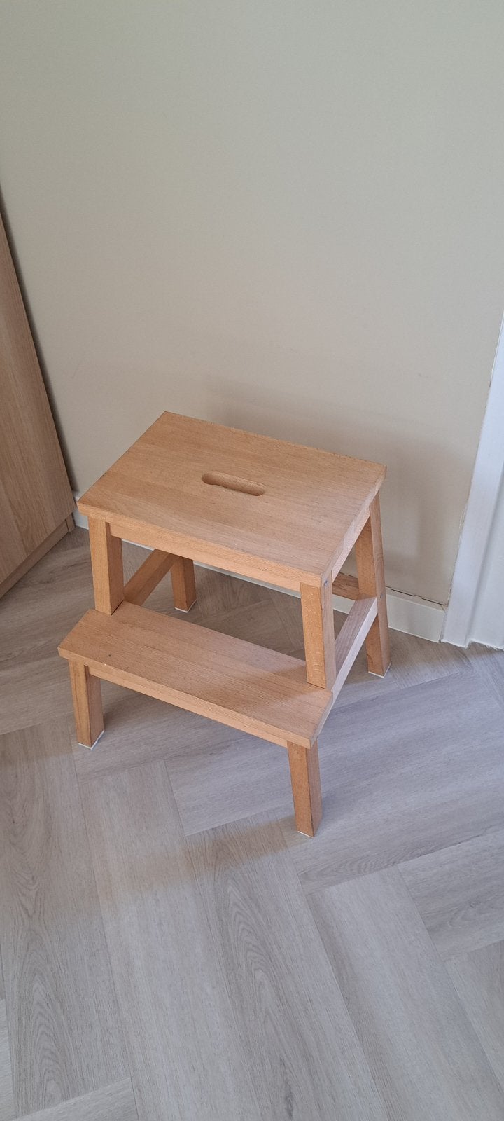 Houten Krukje van ikea, Ophalen, Zo goed als nieuw, Hout