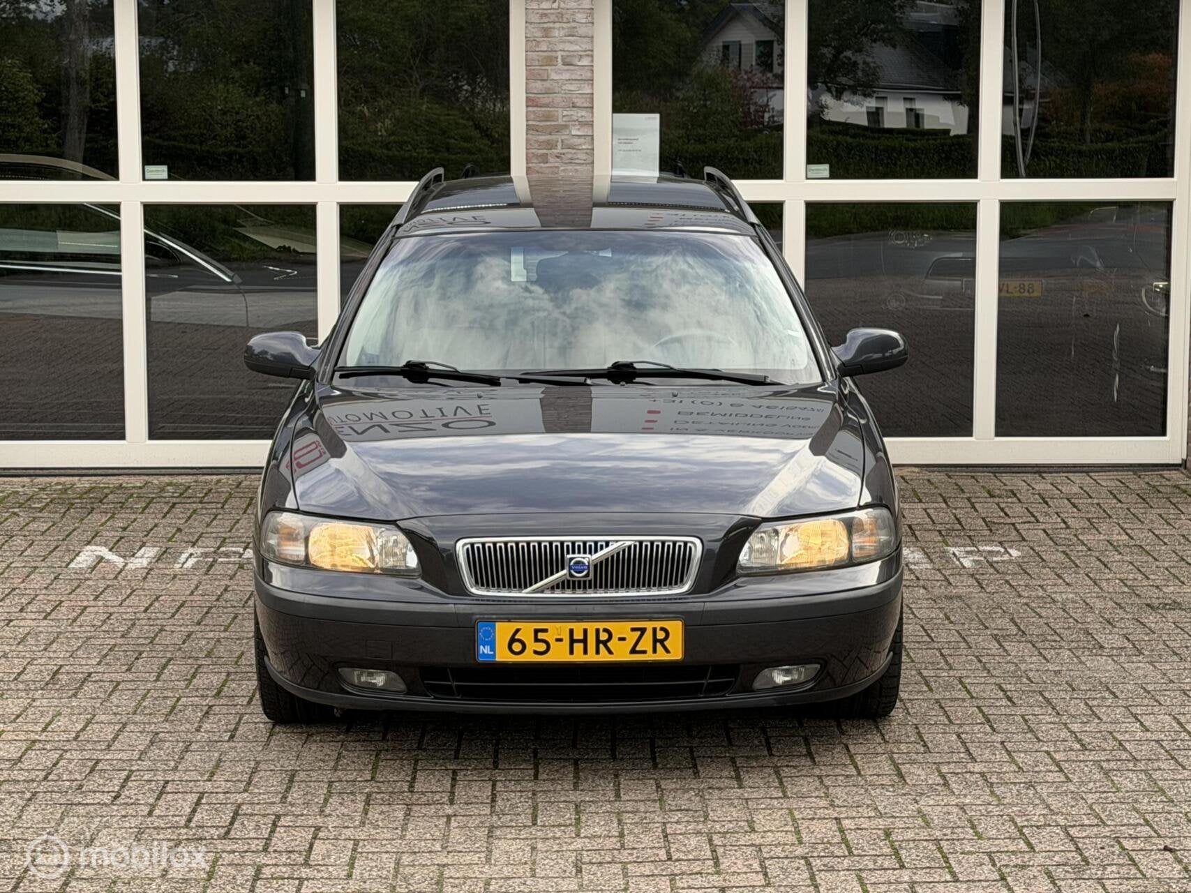 Volvo V70 2.4 Trekhaak Cruise NLauto NAP Youngtimer, foto 5