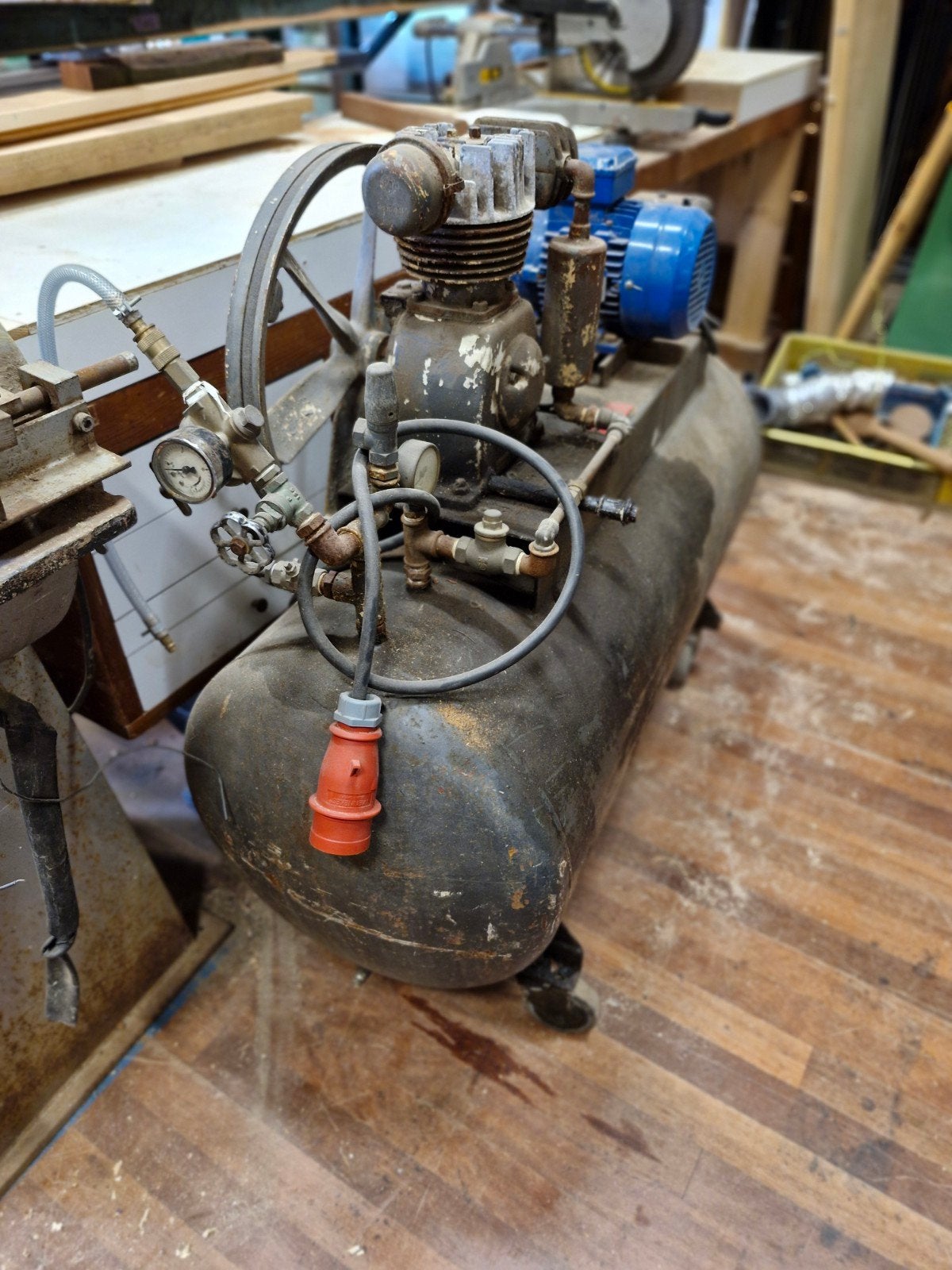 Compressor, 100 liter of meer, Ophalen, Gebruikt, 200 tot 400 liter/min