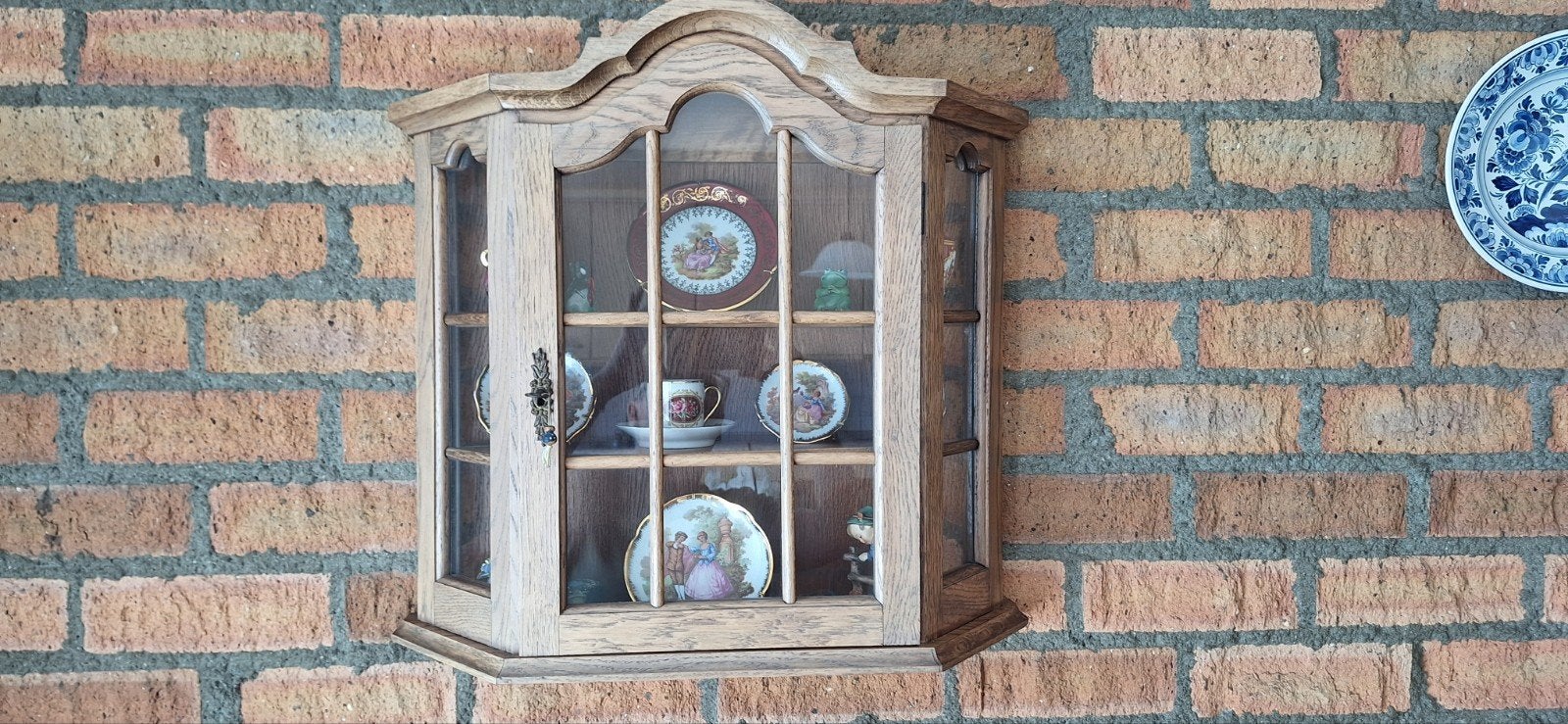 Limoges en Royal Grafton, Ophalen