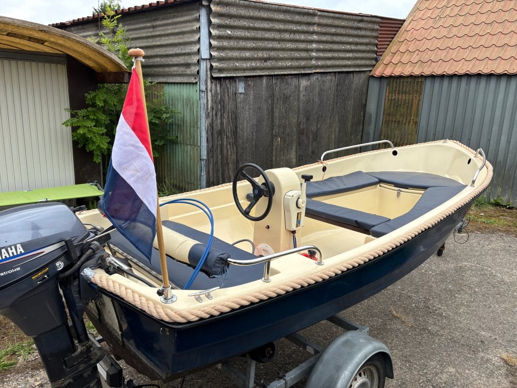 Leuke console sloep met 8 pk Yamaha en trailer, 8 pk, Consoleboot, Gebruikt, 4 m