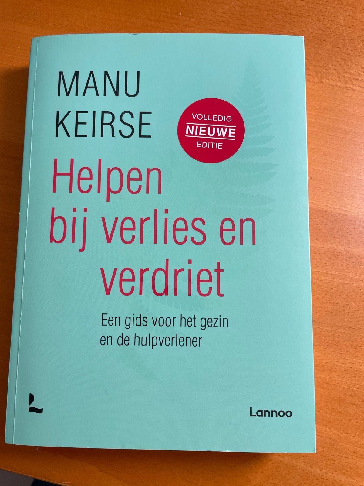 Helpen bij verlies en verdriet - Manu Keirse, Boeken, Ophalen of Verzenden, Zo goed als nieuw, Overige onderwerpen