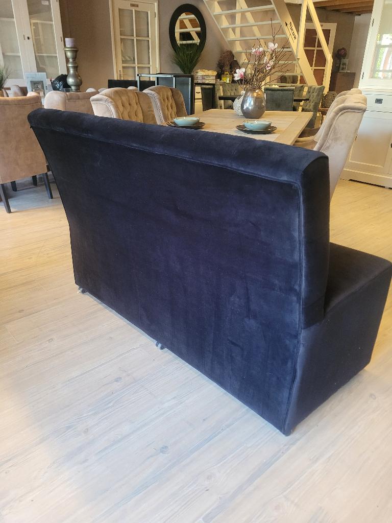 *OPRUIMING* Eetkamerbank Brian Wiel 150 cm €599 VOOR €499 (7, Zwart, Nieuw, Ophalen of Verzenden, Landelijke eetkamerbank Brian Velvet Zwart Gratis bezorging