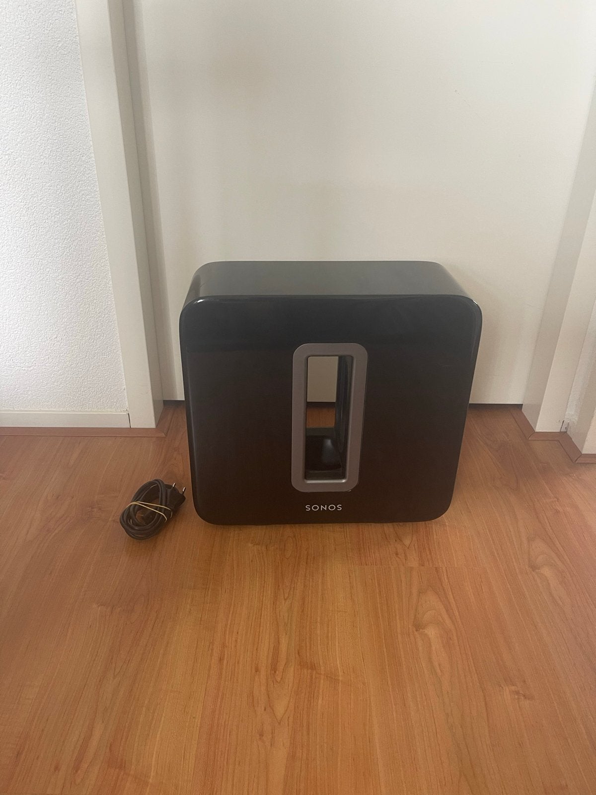 Sonos Sub 2 zwart - Krachtige subwoofer met 6 maanden garant, Subwoofer, WiFi, Ophalen of Verzenden, Zo goed als nieuw