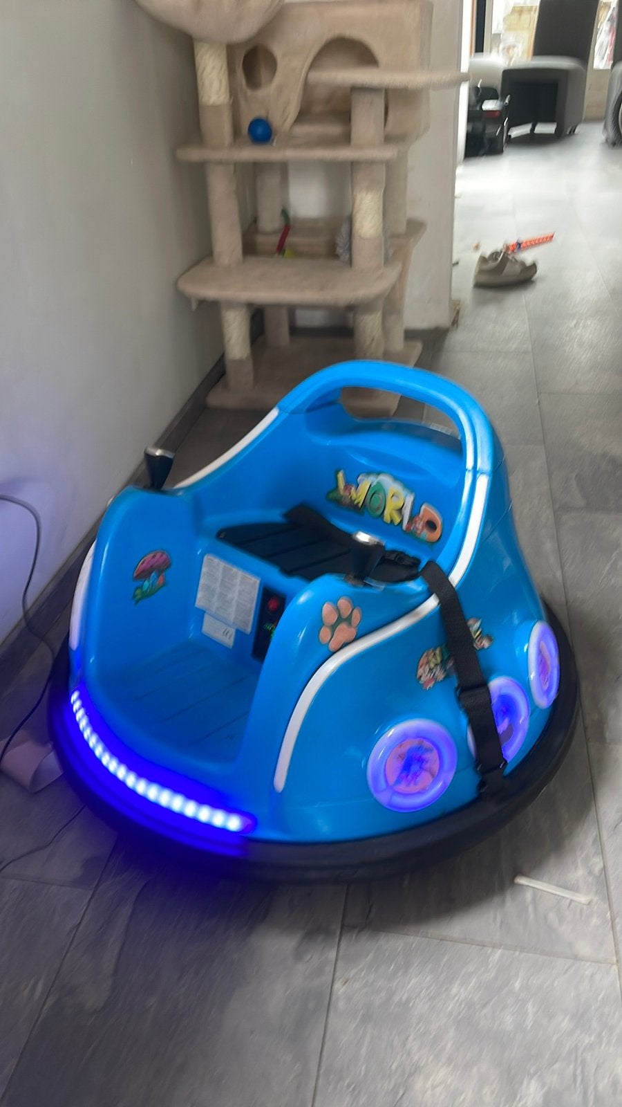 Botsauto kinderen elektrisch, Ophalen, Zo goed als nieuw