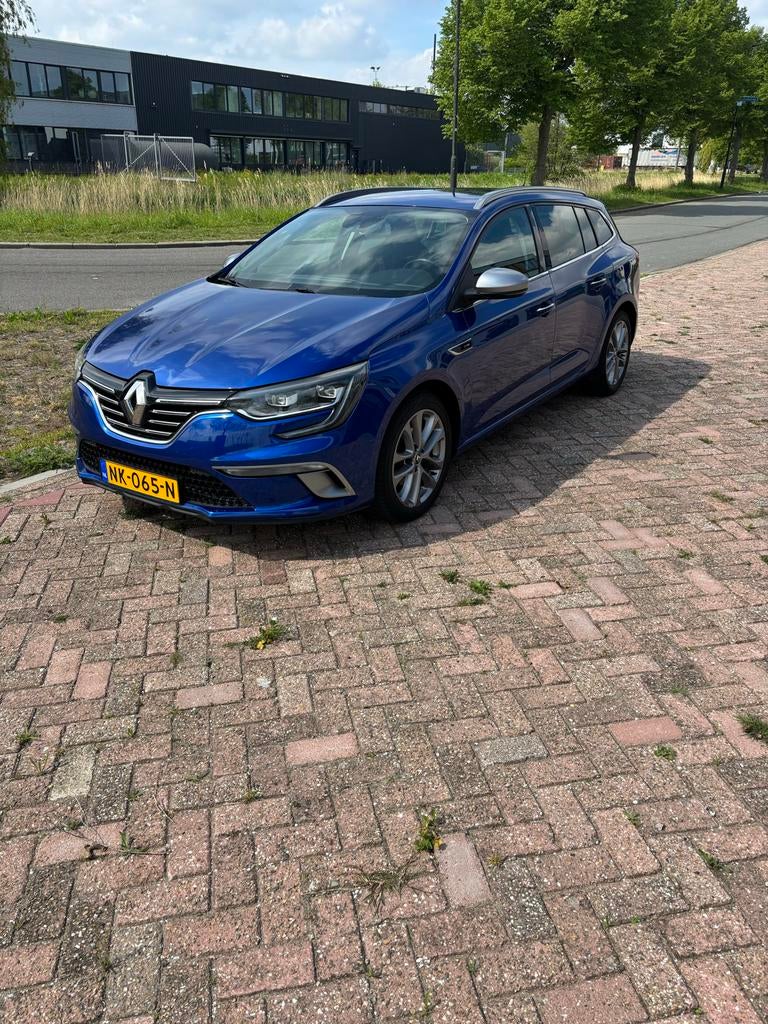 Renault Mégane 1.2 GT Line TCe 130pk 2017 Blauw, Auto's, Voorwielaandrijving, Zwart, 4 cilinders, Blauw