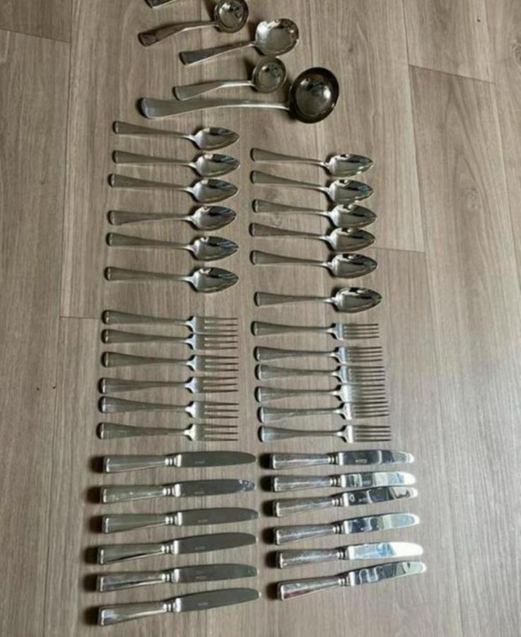 Verzilverd bestek Haags lofje, Huis en Inrichting, Ophalen of Verzenden, Zo goed als nieuw, Vaatwasserbestendig, Zilver