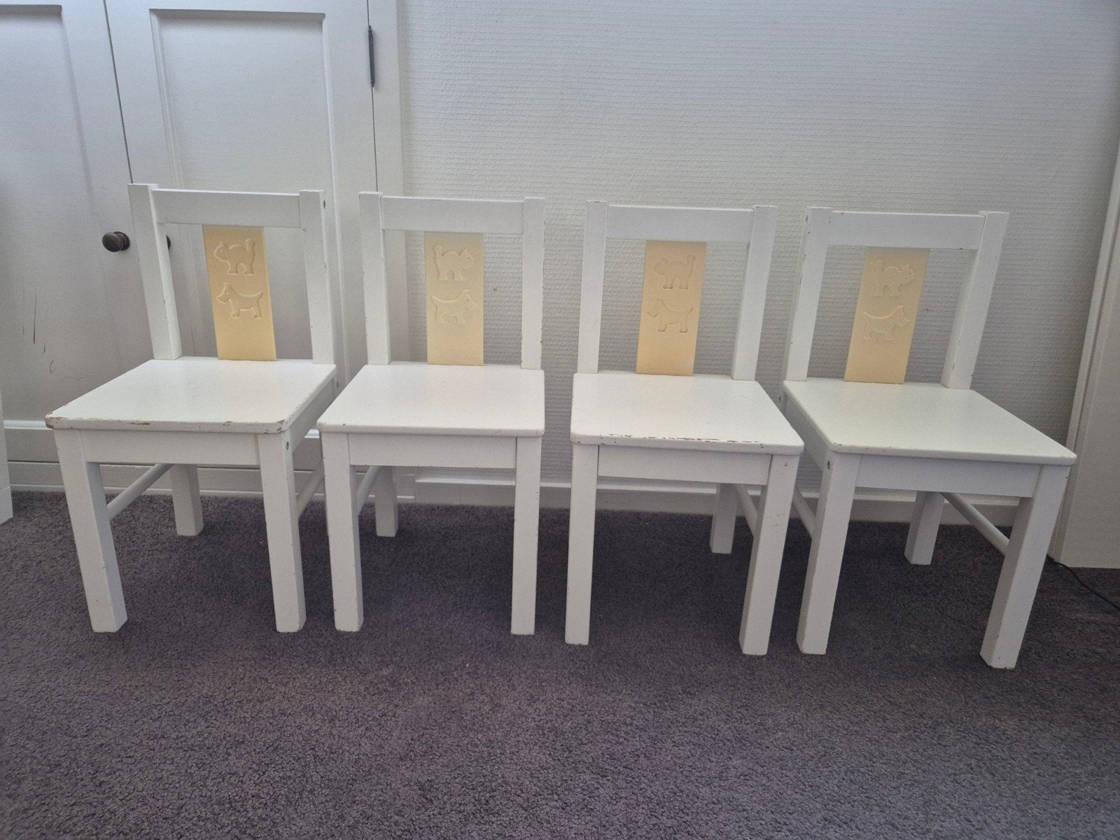 Set van 4 witte kinderstoelen met dierenmotief, Ophalen, Gebruikt, Stoel(en)