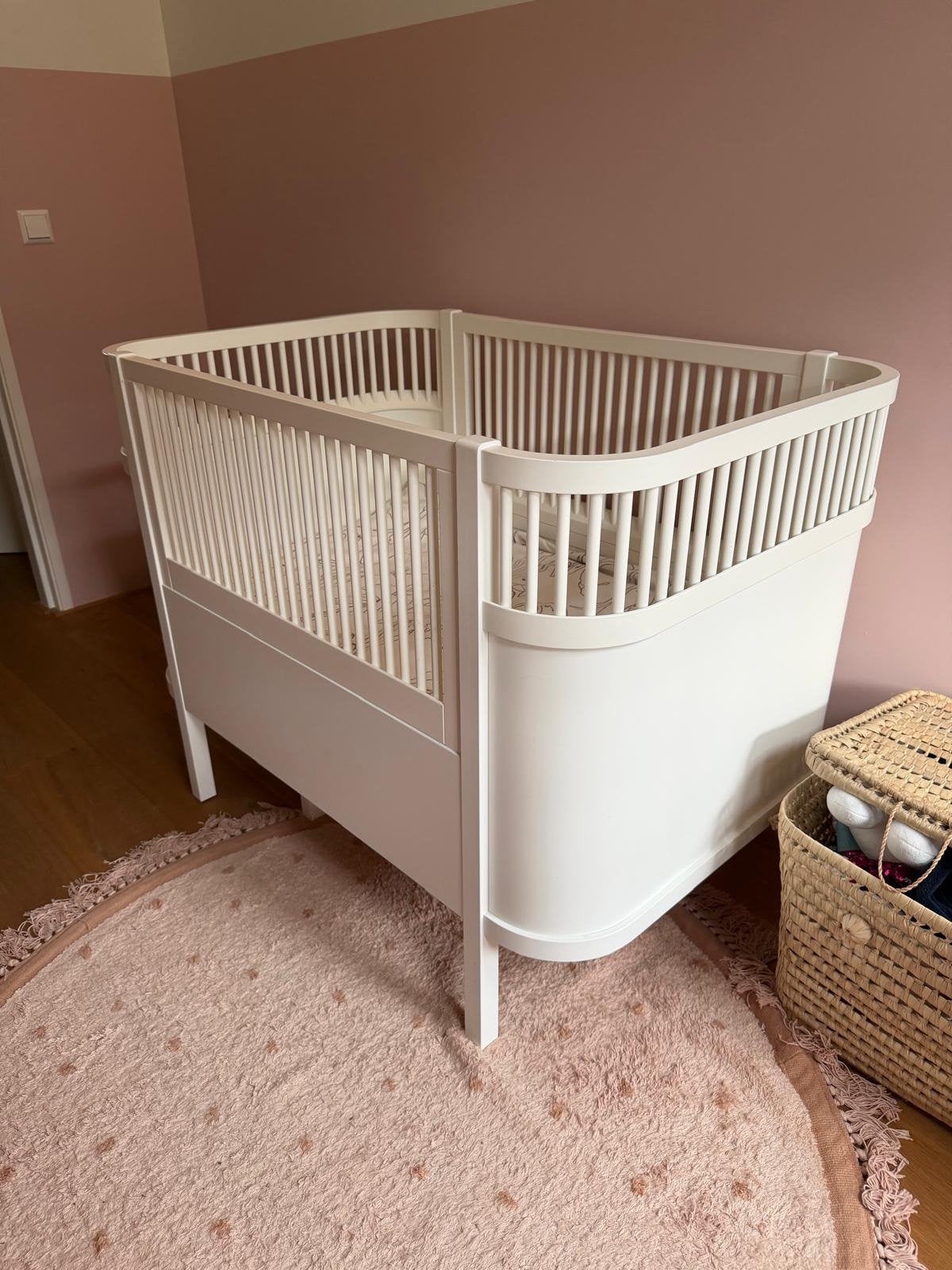 Sebra baby & junior meegroeibed, Ophalen, Zo goed als nieuw, Ledikant