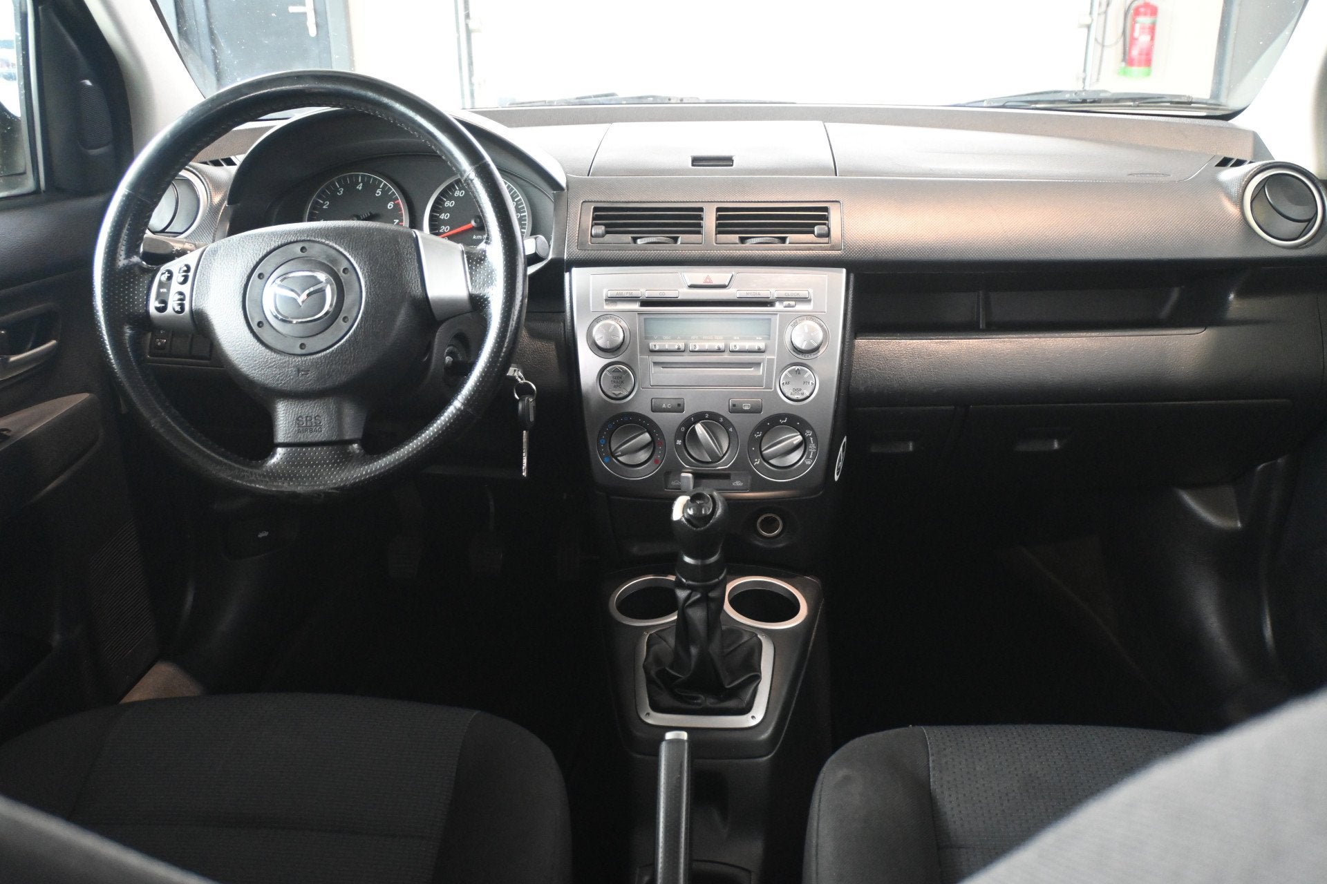 Mazda 2 1.4 Sportive Airco Trekhaak All in Prijs! Inruil Mog, Auto's, Voorwielaandrijving, 1025 kg, Gebruikt, Zwart