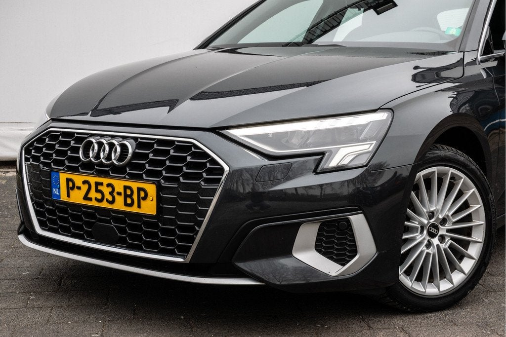 Audi A3 Sportback 30 TFSI Aut. Advanced edition Leer/ Virtua, Auto's, Audi, Gebruikt, Met garantie (alle), 23 km/l, Bedrijf