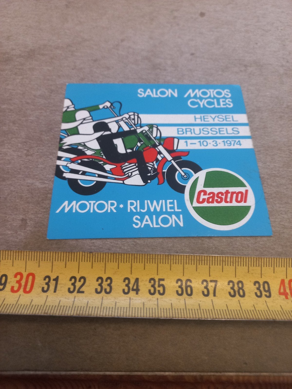 Vintage Salon Motos Cycles Brussel 1974 Sticker Castrol, Verzamelen, Ophalen of Verzenden, Gebruikt