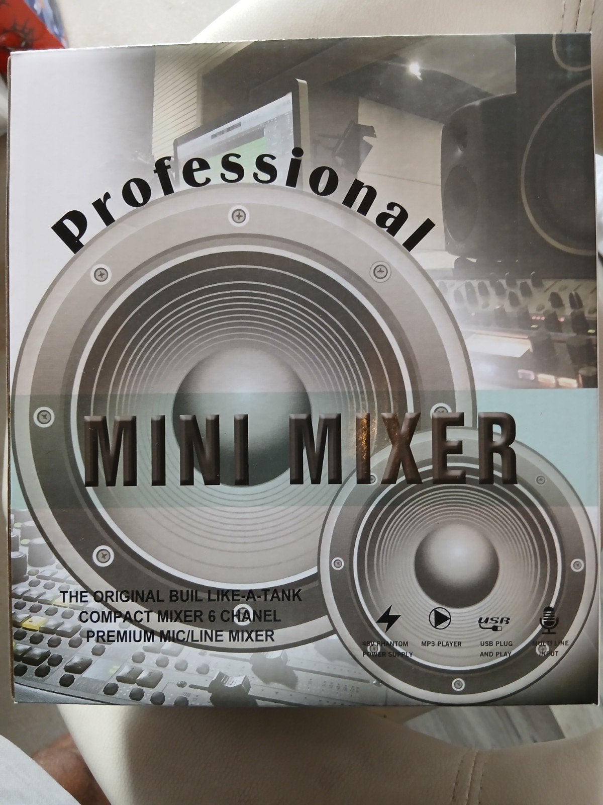 Nieuwe Professionele Mini Mixer - Compacte 6-kanaals, Ophalen of Verzenden, Nieuw, Minder dan 5 kanalen, Microfooningang