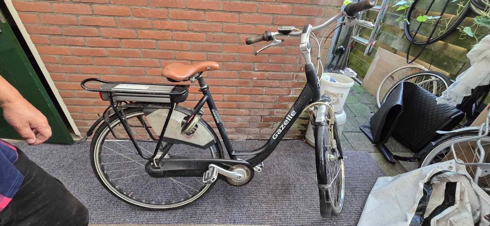 Gazelle elektrische fiets met motor defect, Ophalen