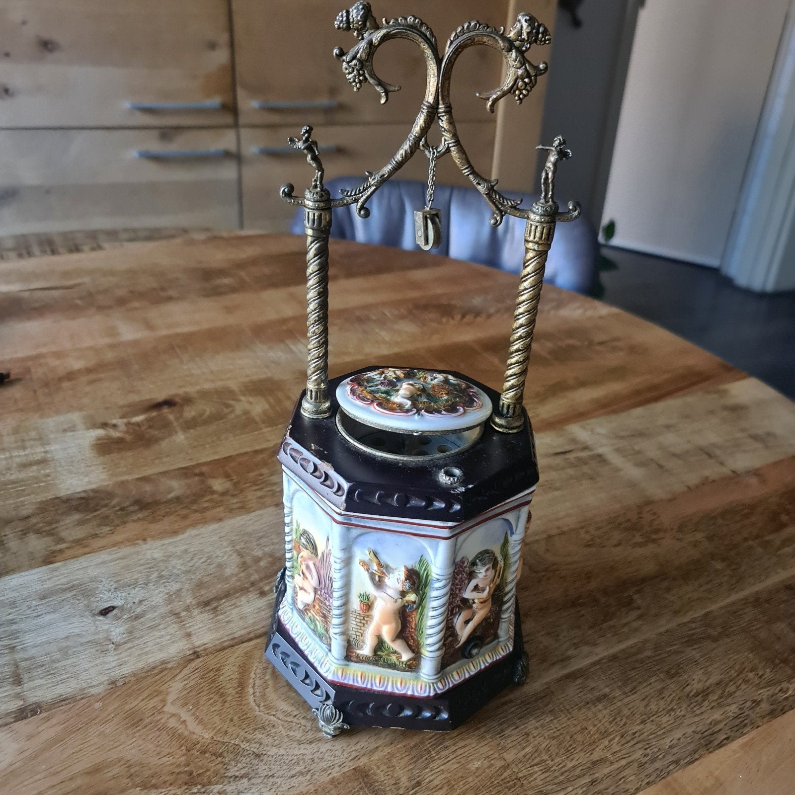 Reuge Capodimonte muziekdoos, Ophalen of Verzenden